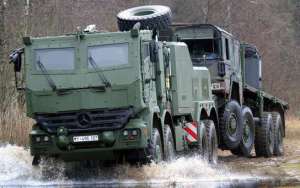 Bison Actros AK