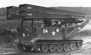 m113